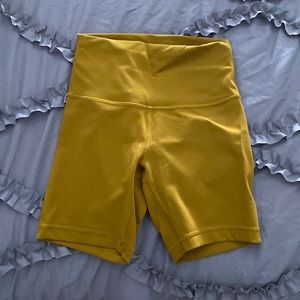 Lululemon Wunder Train 6” HR